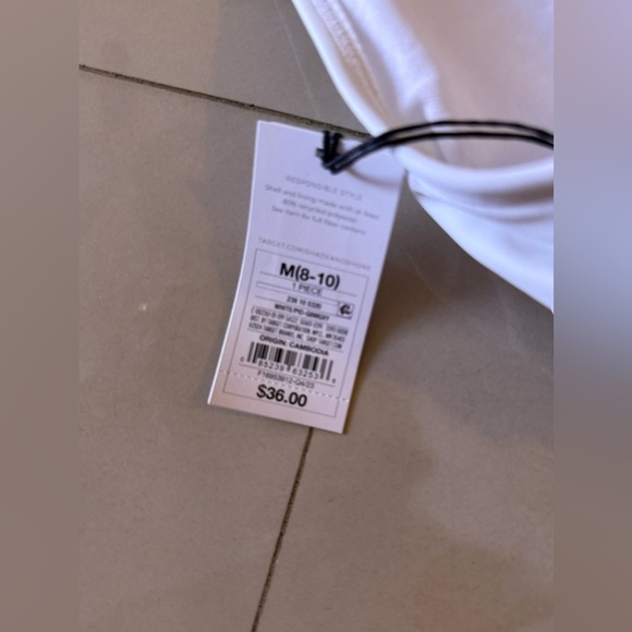 🔻NWT shade and shore white one piece swimsuit size 8/10 high leg cheeky - Picture 6 of 16